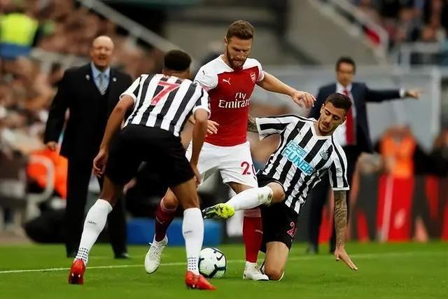 曼城全场23脚射门均无功而返 上次这么惨还是对阵曼联