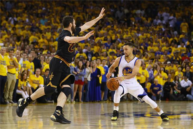 杨晨谈青训人才流失：目前基层教练培训不完善