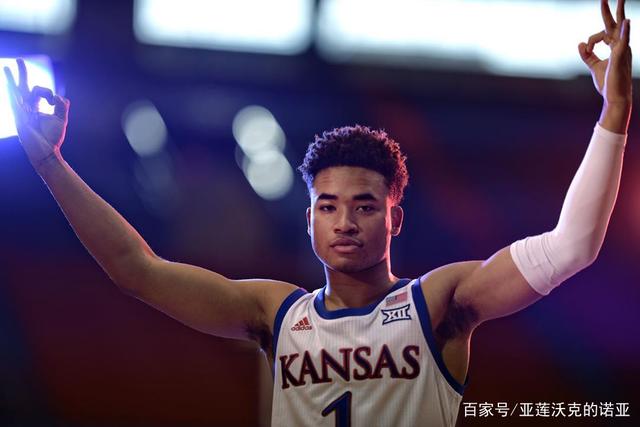 记者批姆巴佩：姆巴佩状态不像职业球员